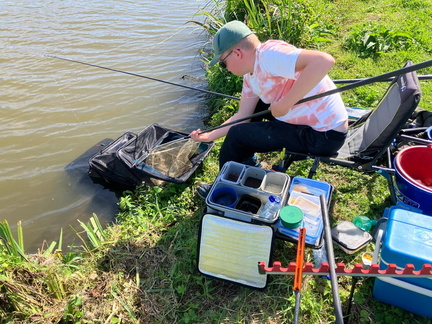 7aea7420-35b3-494b-8196-ed445f6786a8